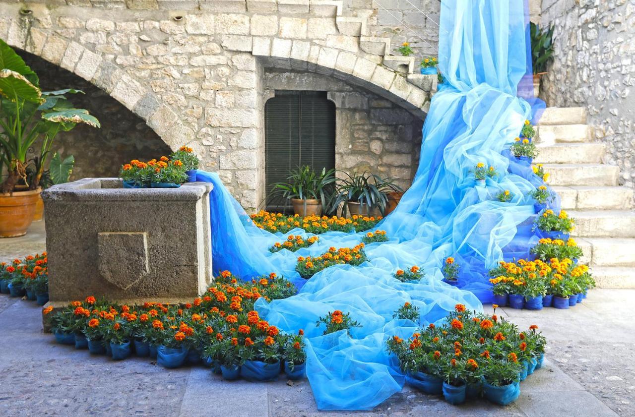 La Lleona * Gerona